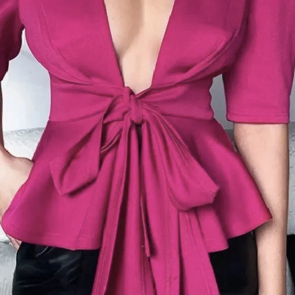 NWT FHU collection Half Sleeve Elegant Sheath V Neck Top - Picture 7 of 9